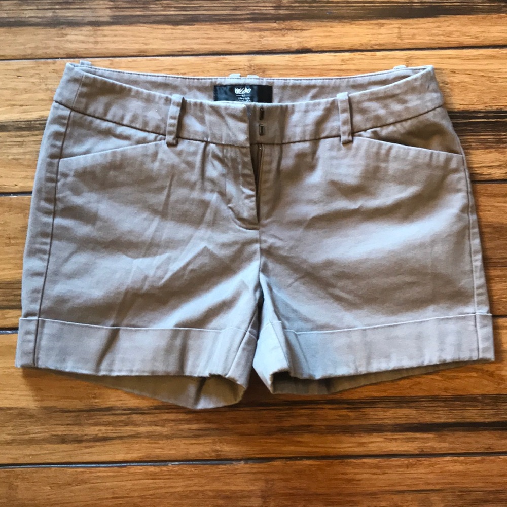 Mossimo khaki shorts